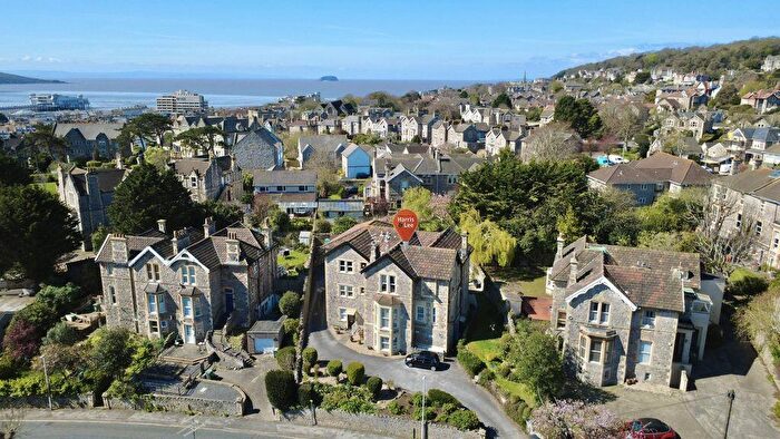 2 Bedroom Flat For Sale In Arundell Road, Weston-Super-Mare - Spacious Accommodation With No Chain!, BS23