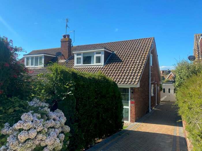 3 Bedroom House To Rent In Westfield Avenue North, Saltdean, BN2