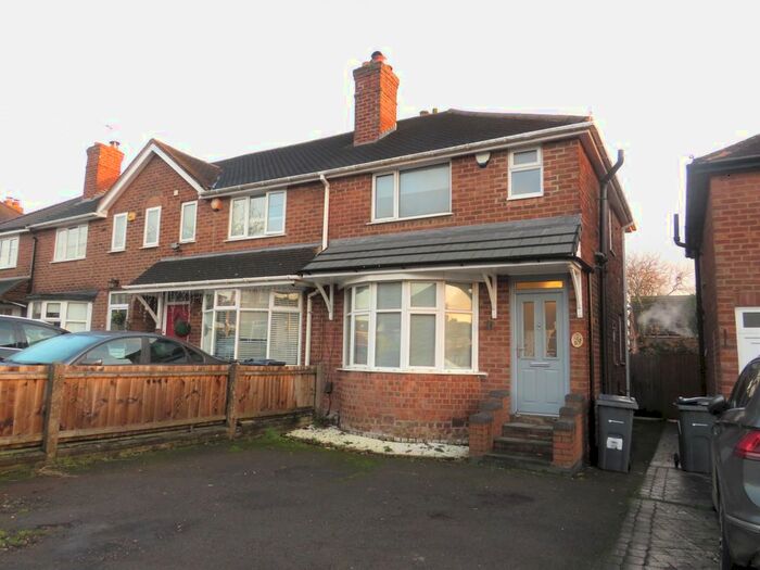 3 Bedroom End Of Terrace House To Rent In Clarendon Road, Sutton Coldfield, B75