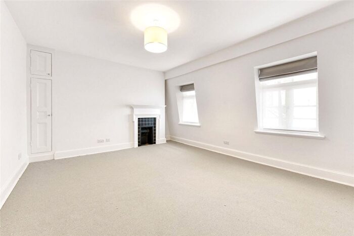 1 Bedroom Flat To Rent In Hans Road, London, SW3