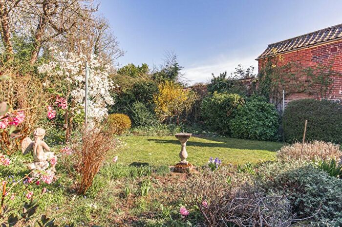 3 Bedroom Cottage For Sale In Foulsham, NR20