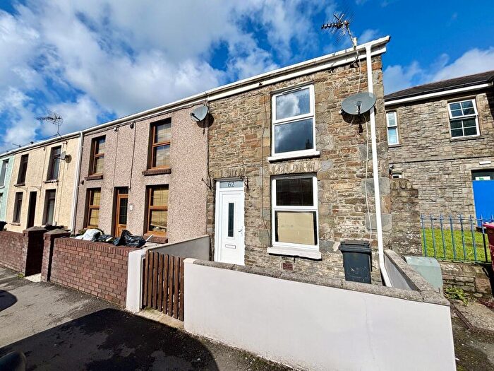 2 Bedroom Terraced House To Rent In High Street, Pontardawe, Swansea., SA8