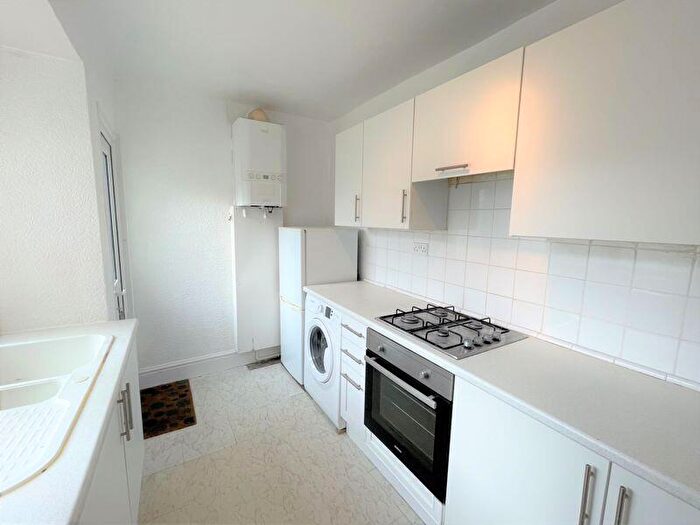 2 Bedroom Terraced House To Rent In Kingsford Street, Salford, M5