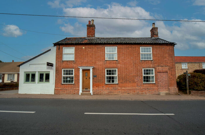 5 Bedroom Detached House For Sale In Longfield, High Street, Hopton, Diss, Suffolk, IP22
