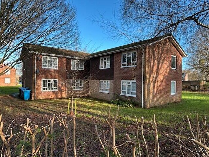 1 Bedroom Flat For Sale In Selkirk Close, Merley, Wimborne, Dorset, BH21