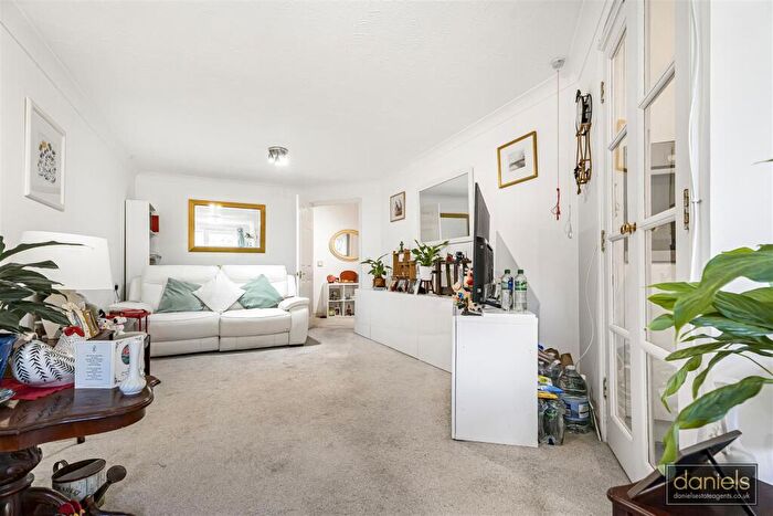 1 Bedroom Retirement Property For Sale In Watford Road, Wembley, HA0