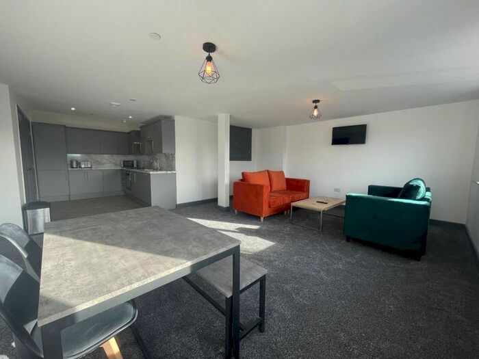 5 Bedroom Flat To Rent In Bridge View House, City Road, Newcastle Upon Tyne NE1