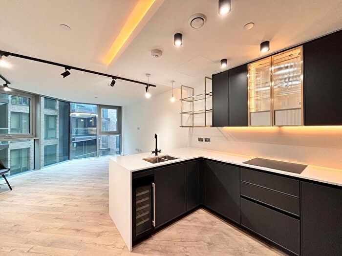 2 Bedroom Flat To Rent In Valencia Tower, Bollinder Place, EC1V