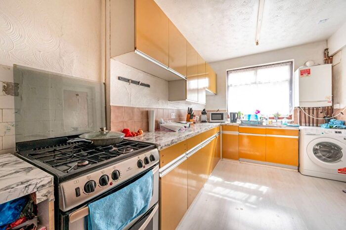 3 Bedroom Terraced House For Sale In Caulfield Road, East Ham, London, E6