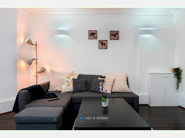 2 Bedroom Flat To Rent In Kings Road, Reading, RG1