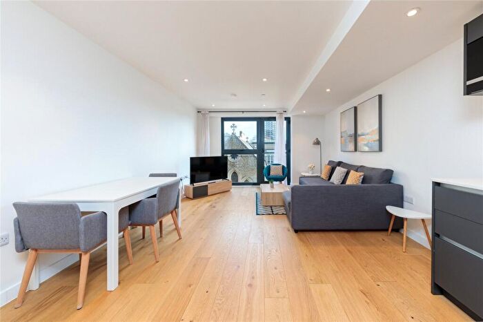 1 Bedroom Flat To Rent In Eastlight Apartments, London, E1