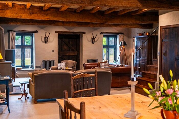 4 Bedroom Detached House For Sale In Brecon, LD3