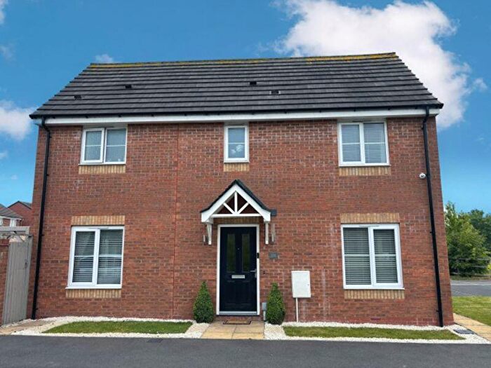 3 Bedroom End Of Terrace House For Sale In Booths Lane, Great Barr, Birmingham, B42