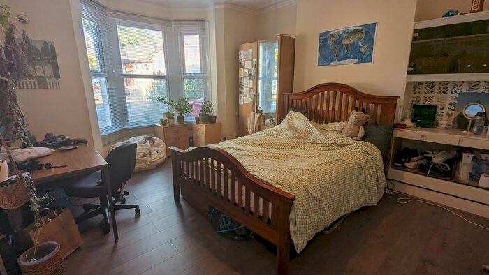 7 Bedroom Terraced House To Rent In Erleigh Road, Reading, RG1