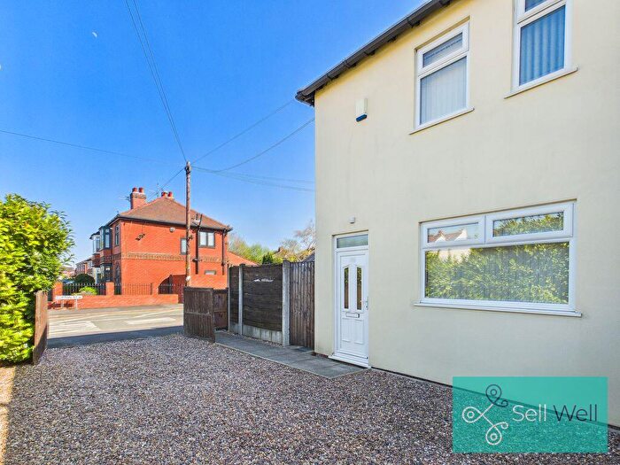 2 Bedroom End Of Terrace House For Sale In Sale Lane, Tyldesley, Manchester, M29