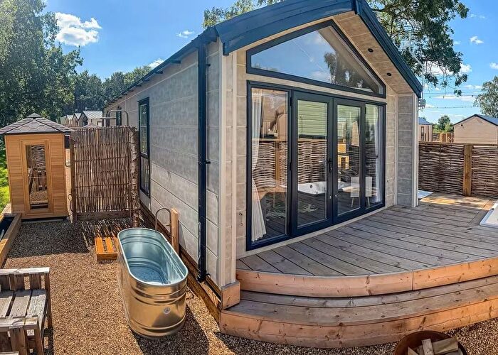 2 Bedroom Lodge For Sale In Woodlakes Park, Holme Road, Kings Lynn, PE34