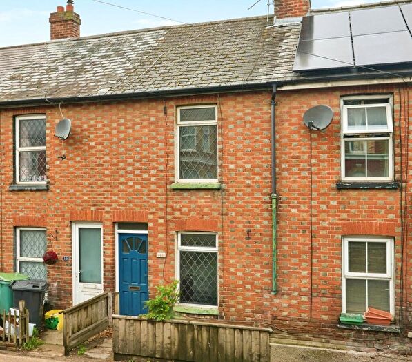 2 Bedroom Terraced House To Rent In Carisbrooke Road, Newport, PO30