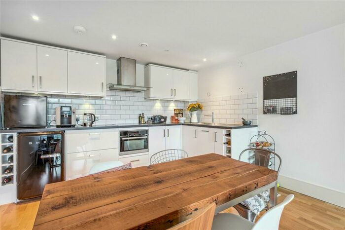 1 Bedroom Flat To Rent In Northstand Apartments, Highbury Stadium Square, N5