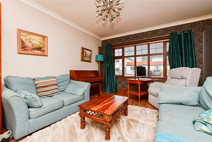 3 Bedroom Semi-Detached House For Sale In Epple Bay Road, Birchington, Kent, CT7