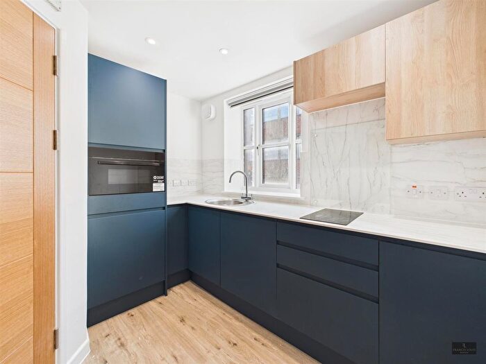 Studio To Rent In Palace Gate, Exeter, EX1