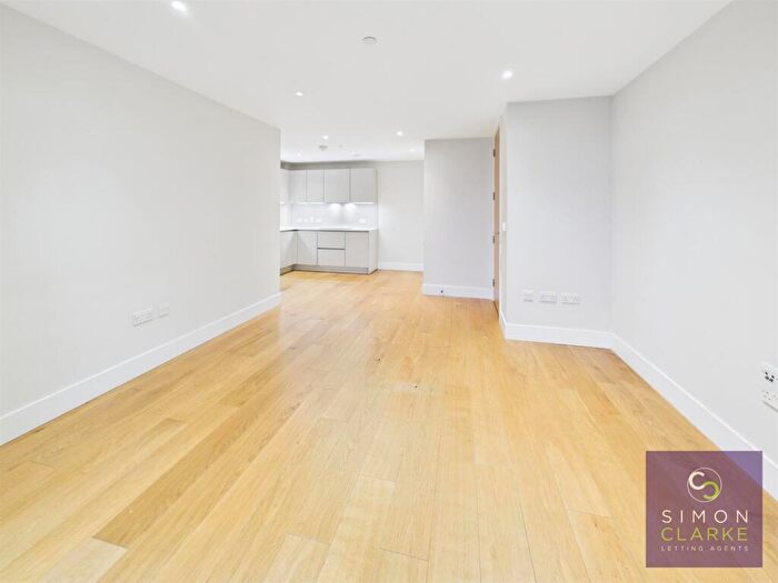 1 Bedroom Flat To Rent In Acton Walk, Whetstone, N20