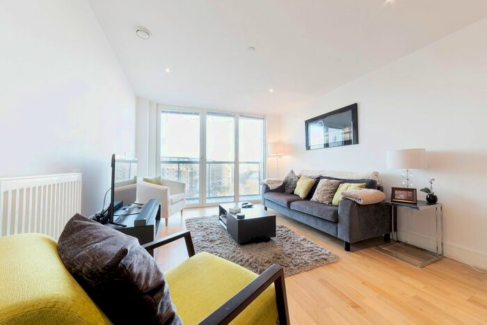 2 Bedroom Flat To Rent In Admirals Tower, Dowells Street, Greenwich, London, SE10