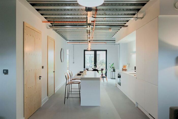 2 Bedroom Apartment To Rent In Aire Lofts, Climate Innovation District, LS9