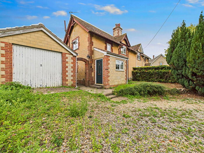 2 Bedroom Semi Detached House For Sale In Studley, Calne, SN11
