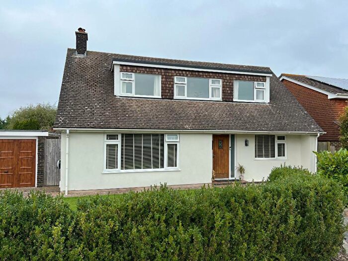 4 Bedroom Detached House To Rent In Penfold Way, Steyning, West Sussex, BN44