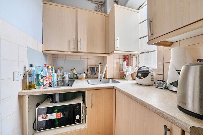 Studio To Rent In Sloane Avenue, Chelsea, London, SW3