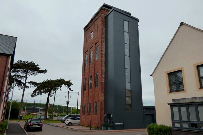 2 Bedroom Flat To Rent In Frenchay Water Tower, Mustoe Road, BS16