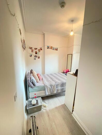 1 Bedroom Flat To Rent In Station Road, London, NW4