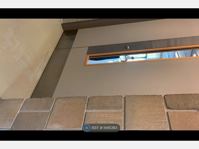 2 Bedroom Flat To Rent In Burnley Road, Londom, NW10