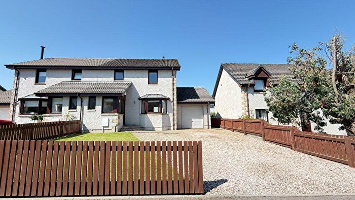 3 Bedroom Semi Detached House For Sale In Mannachie Grove, Forres, IV36