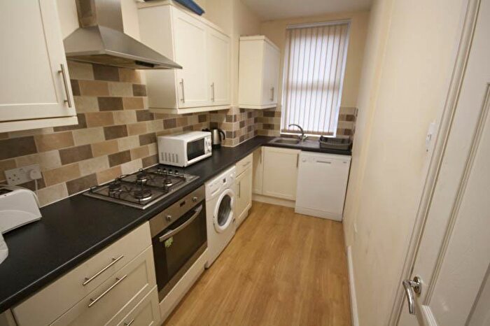 3 Bedroom Terraced House To Rent In Royal Park Avenue, Hyde Park, Leeds, LS6