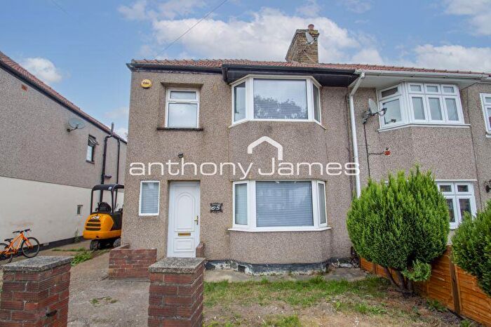 3 Bedroom Semi-Detached House To Rent In Somerhill Road, Welling, Kent, DA16