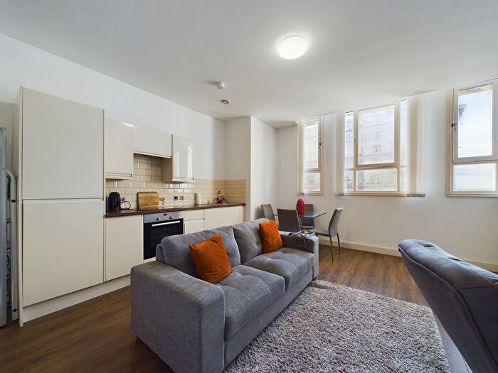 1 Bedroom Flat To Rent In Water Street, City Centre, Liverpool, L2