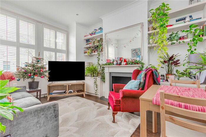 2 Bedroom Flat To Rent In Wardo Avenue, London, SW6