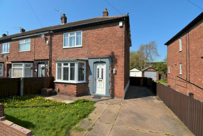 2 Bedroom Terraced House To Rent In Stratford Avenue, Grimsby, South Humberside, DN33