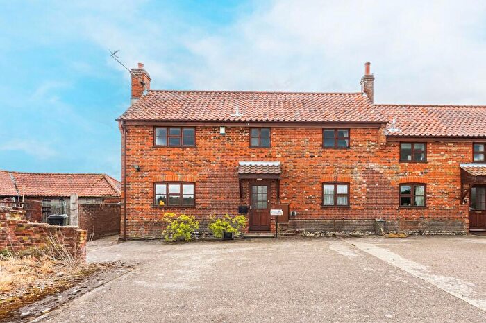 3 Bedroom Semi-Detached House For Sale In Charming Period Cottage In Wramplingham, NR18