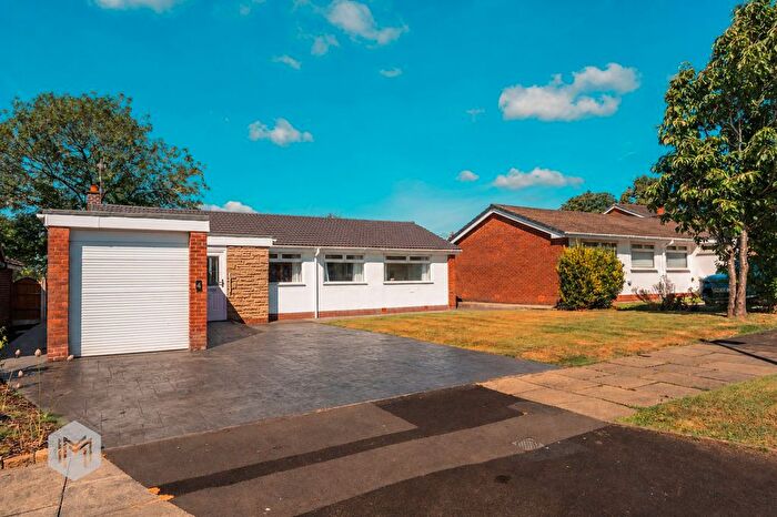 3 Bedroom Detached Bungalow For Sale In Sabden Close, Bury, BL9