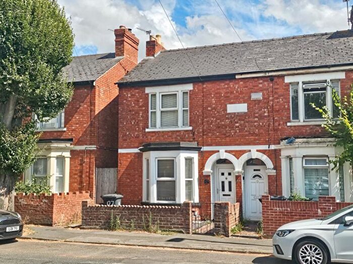 2 Bedroom End Of Terrace House To Rent In Seymour Road, Linden, GL1