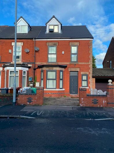 5 Bedroom End Of Terrace House To Rent In Brideoak Street, Cheethamhill Manchester M8