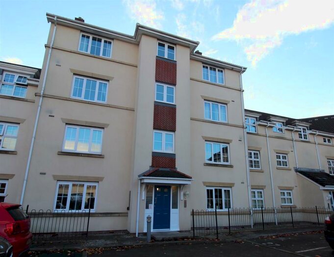 2 Bedroom Apartment To Rent In Cravenwood Rise, Westhoughton, Bolton, BL5