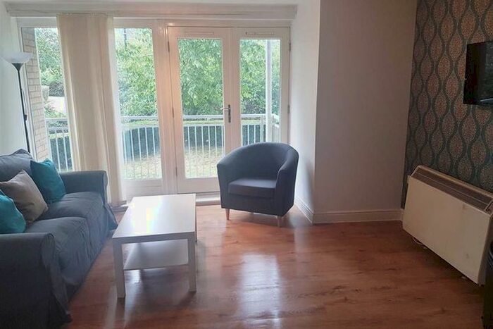 1 Bedroom Flat To Rent In Bingley Court, Canterbury, CT1