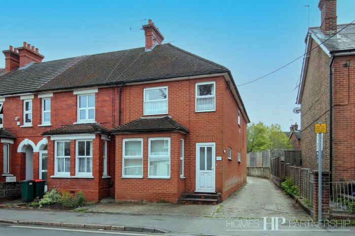 1 Bedroom Maisonette To Rent In Horsham Road, Crawley, RH11