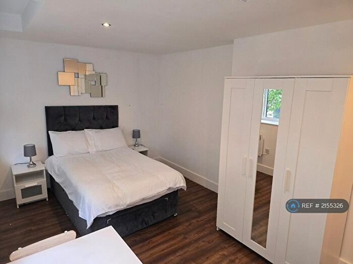 Studio To Rent In Stafford St, Stafford, ST16