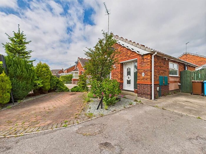 2 Bedroom Detached Bungalow For Sale In Broadstairs Close Howdale Road Hull, HU8