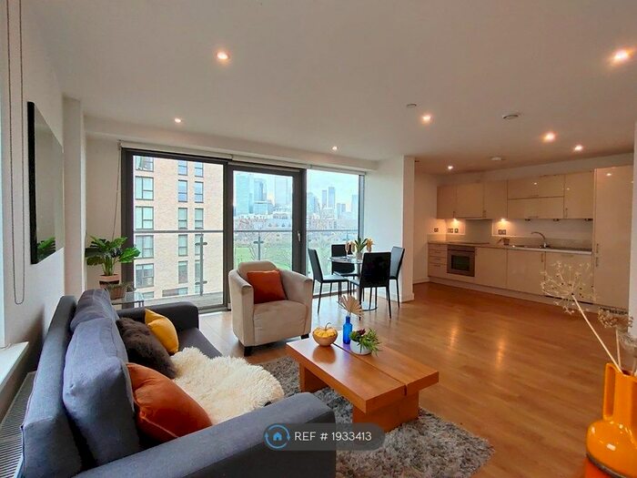 2 Bedroom Flat To Rent In Craig Tower, London, E3