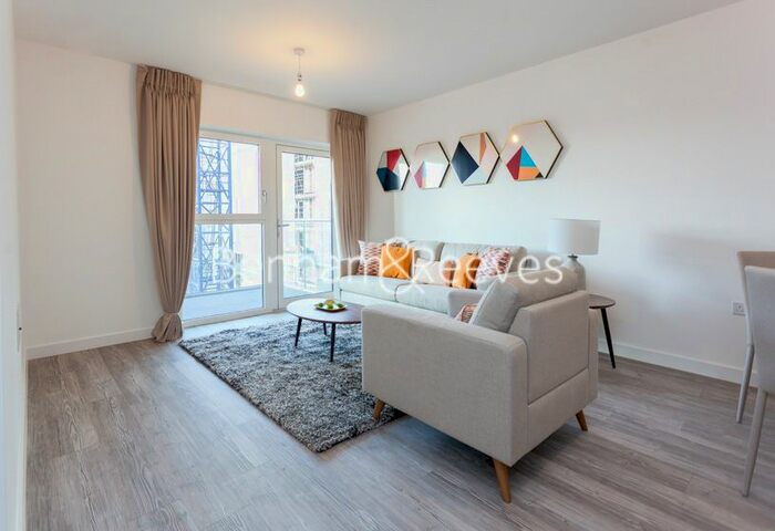 1 Bedroom Flat To Rent In Lyall Housey, Shipbuilding Way, E13